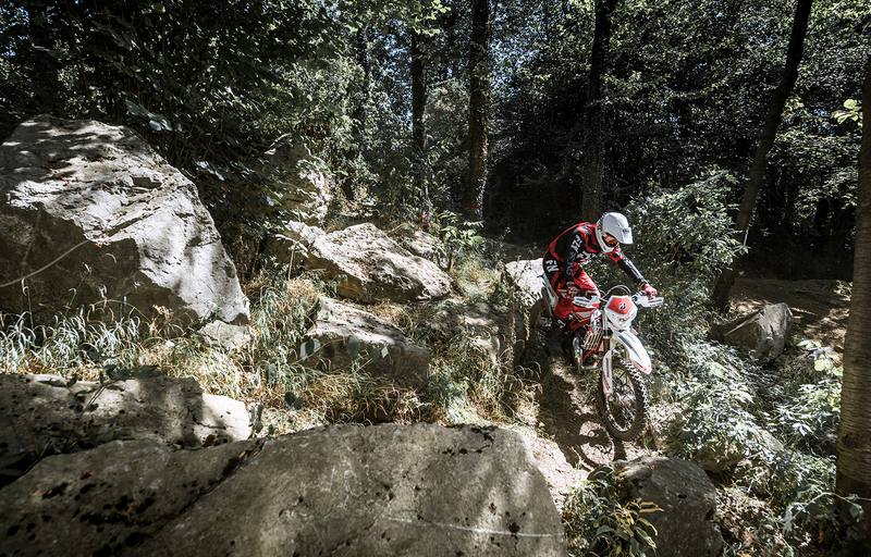 Load image into Gallery viewer, 03170490_3.png
