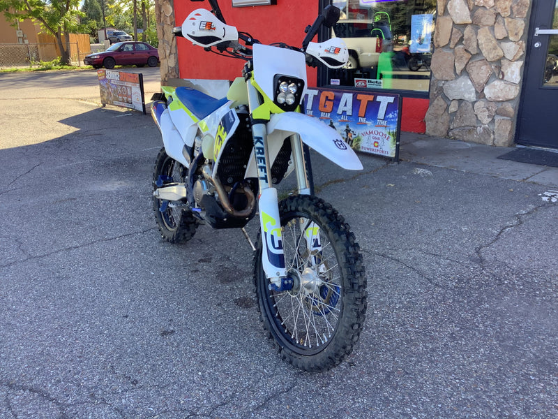 Load image into Gallery viewer, 2023 Husqvarna FE350 S
