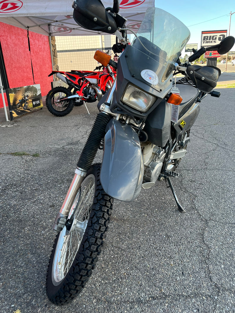 Load image into Gallery viewer, 2012 Suzuki DR650SE
