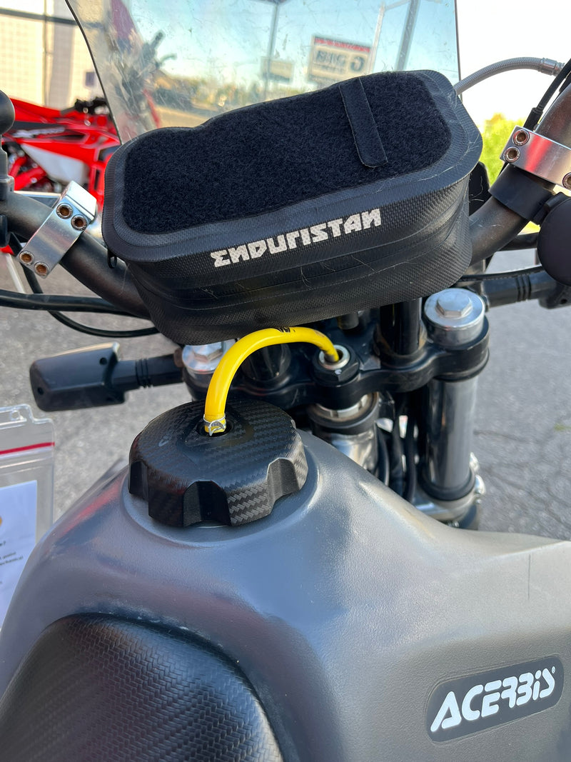 Load image into Gallery viewer, 2012 Suzuki DR650SE
