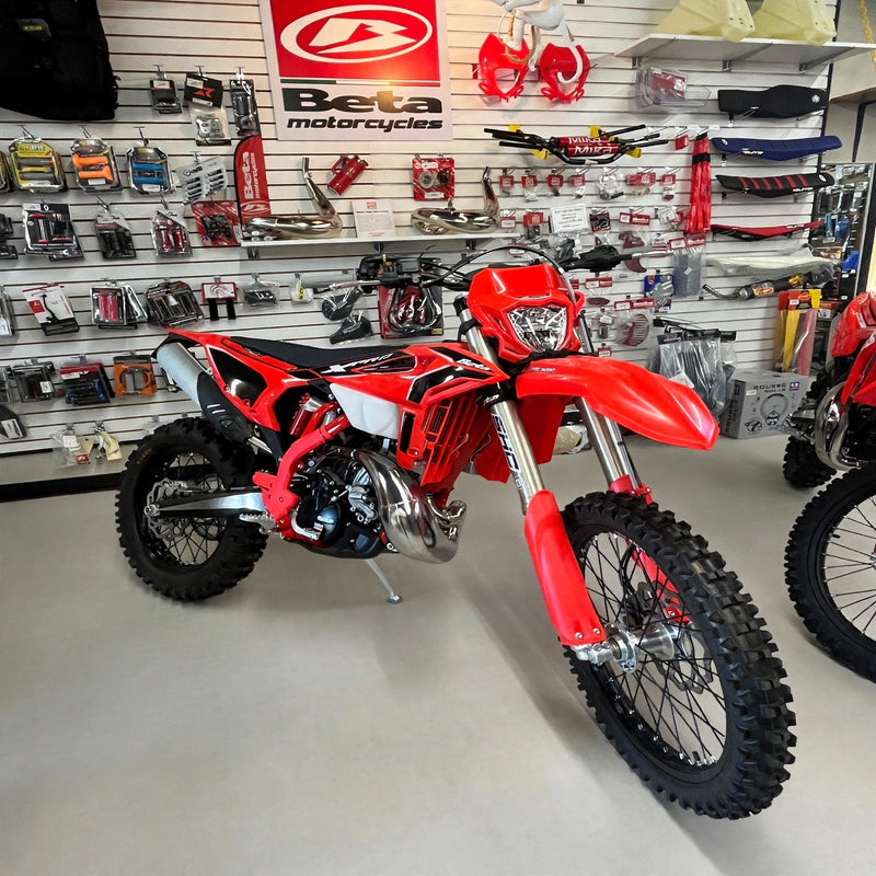 Load image into Gallery viewer, 2027 Beta 200 RR X-Pro - on the floor at Vamoose Gear (front 3/4)
