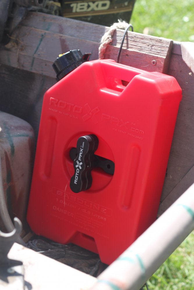 Load image into Gallery viewer, ROTOPAX FUEL CONTAINER 1 GAL - Vamoose Gear Accessory
