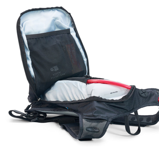 USWE OUTLANDER 9 HYDRATION SYSTEM BLACK - Vamoose Gear Hydration